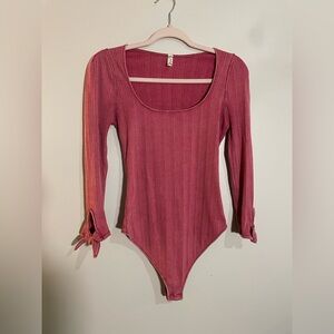 Free People Maroon Ribbed 3/4 Sleeves Bodysuit